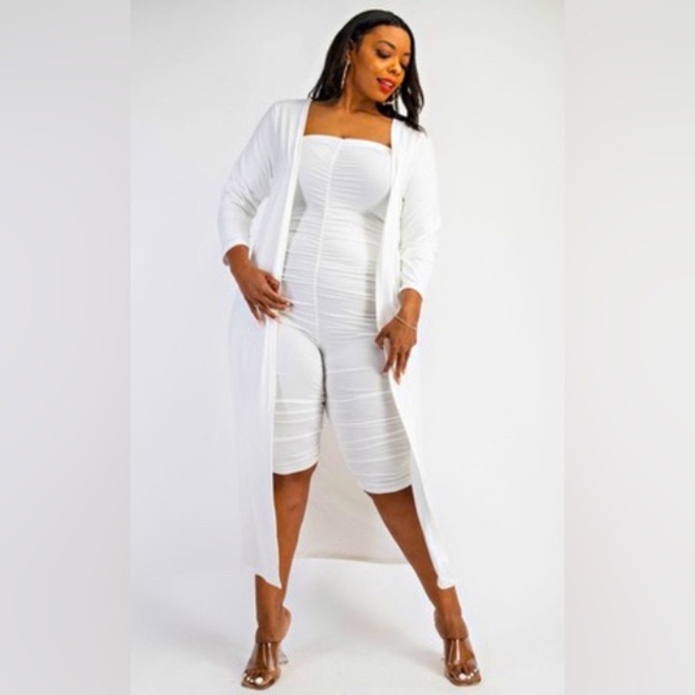 New Without Tags - 2 Piece, Romper and Duster Set